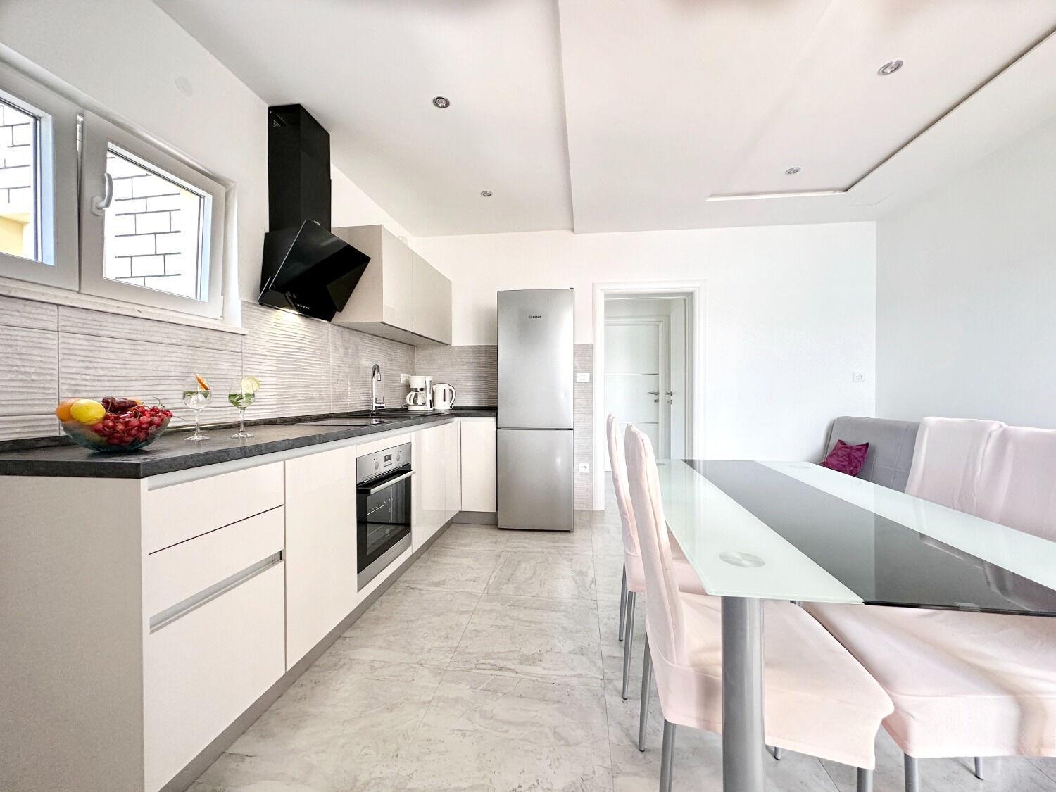 טרוגיר Apartments Vini מראה חיצוני תמונה