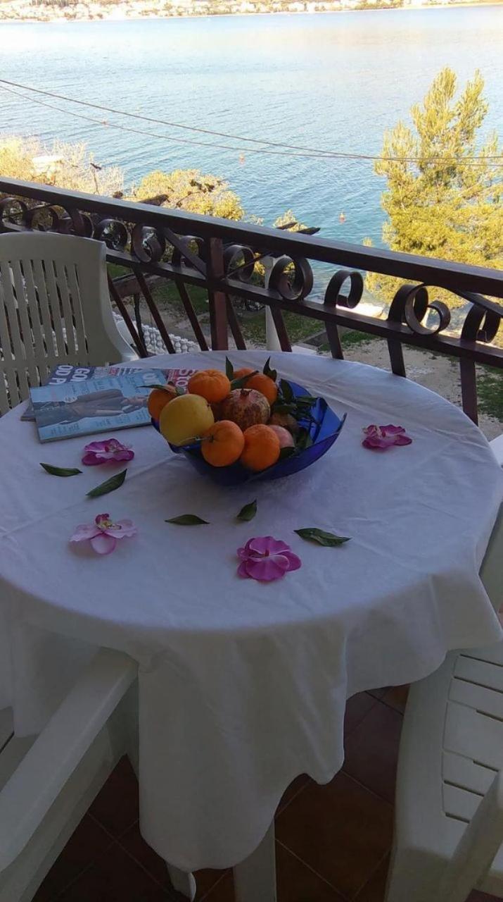 טרוגיר Apartments Vini מראה חיצוני תמונה