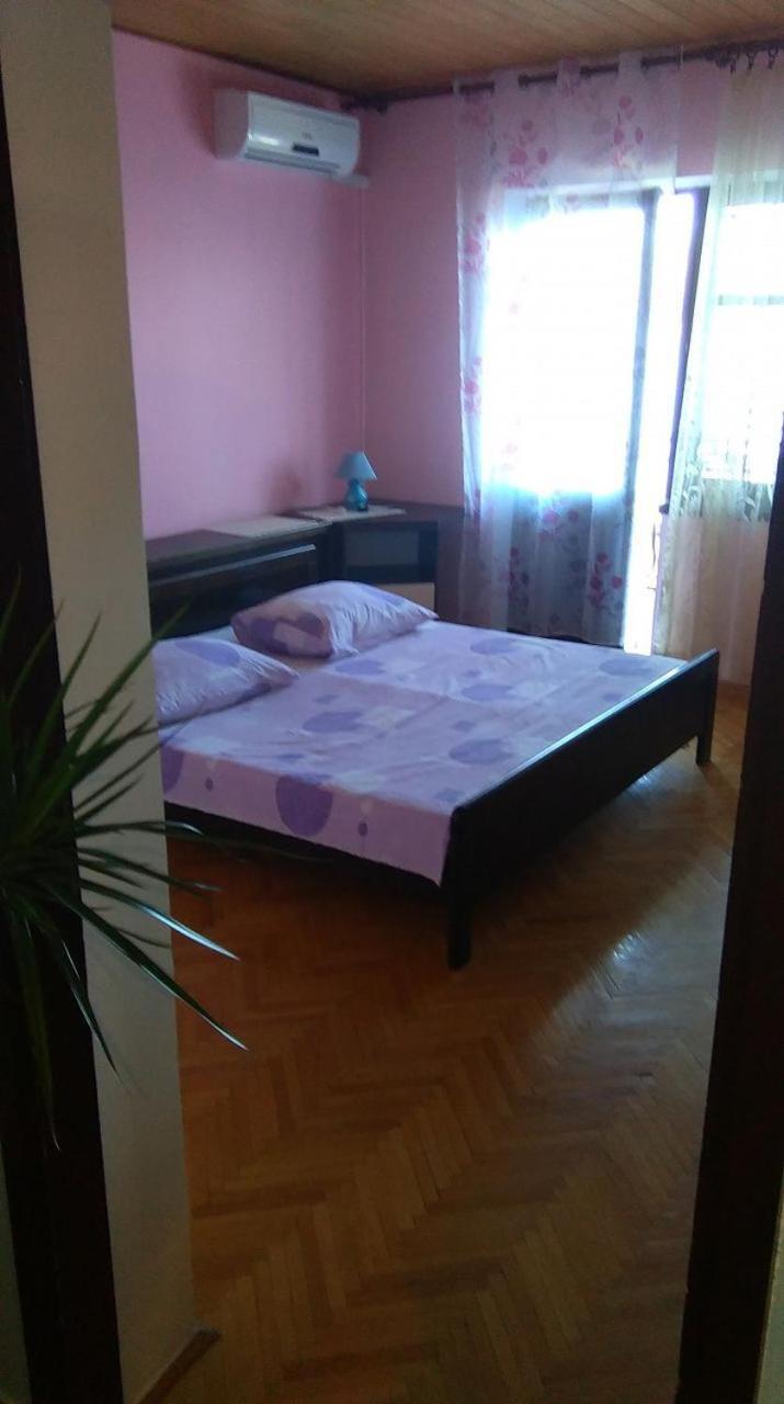 טרוגיר Apartments Vini מראה חיצוני תמונה